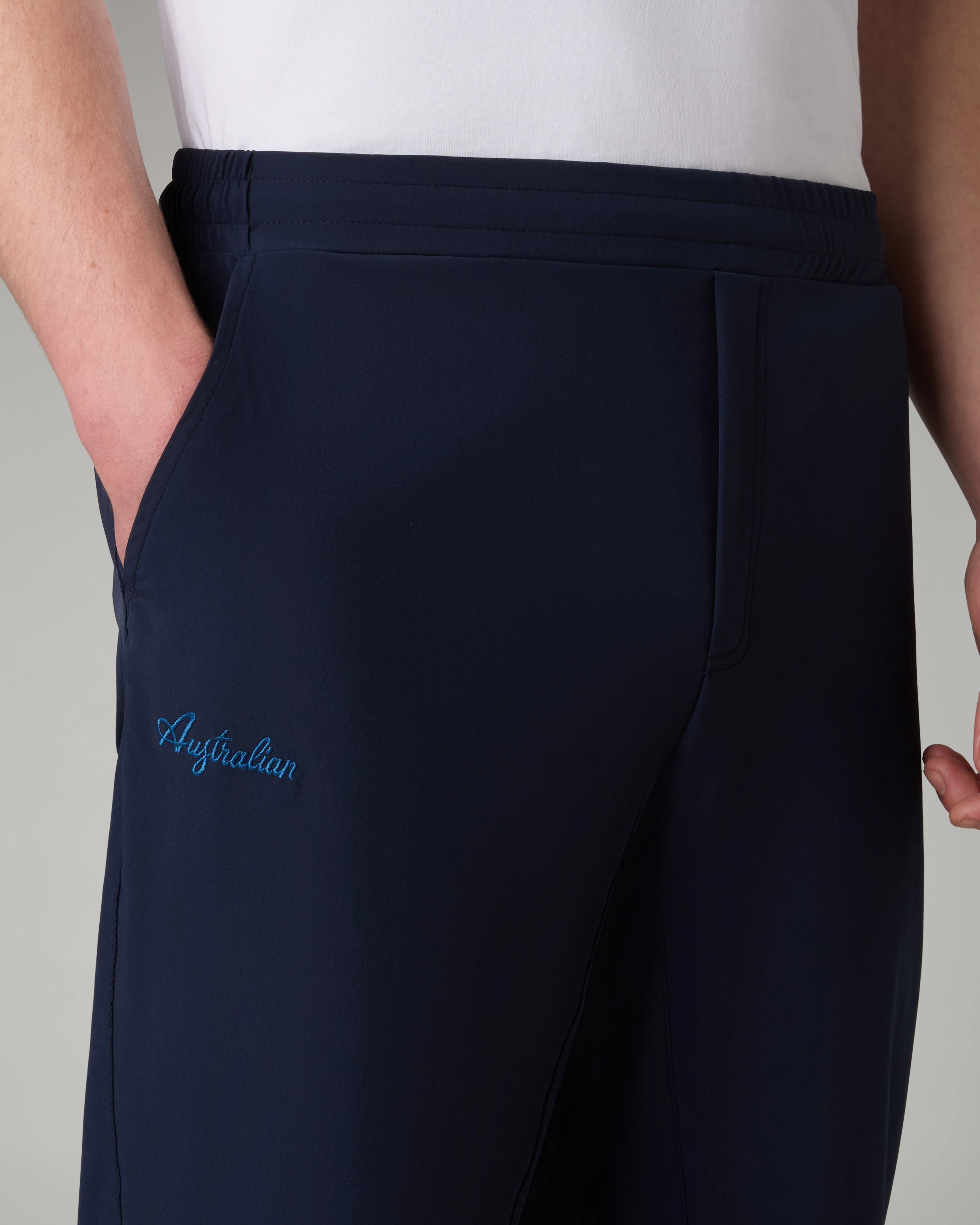 Doric Move Tracksuit - Image 7