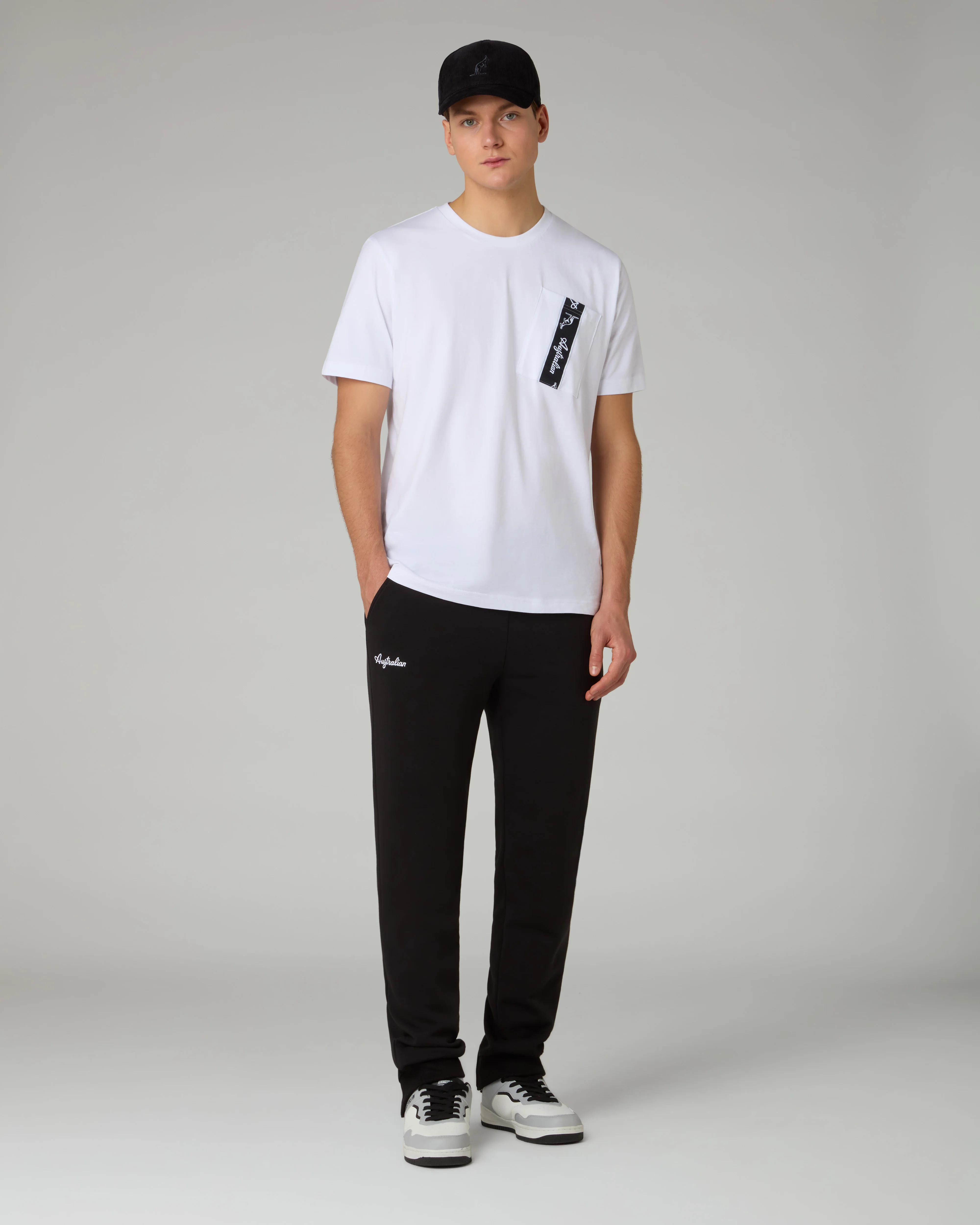 Pocket T-shirt - Image 2