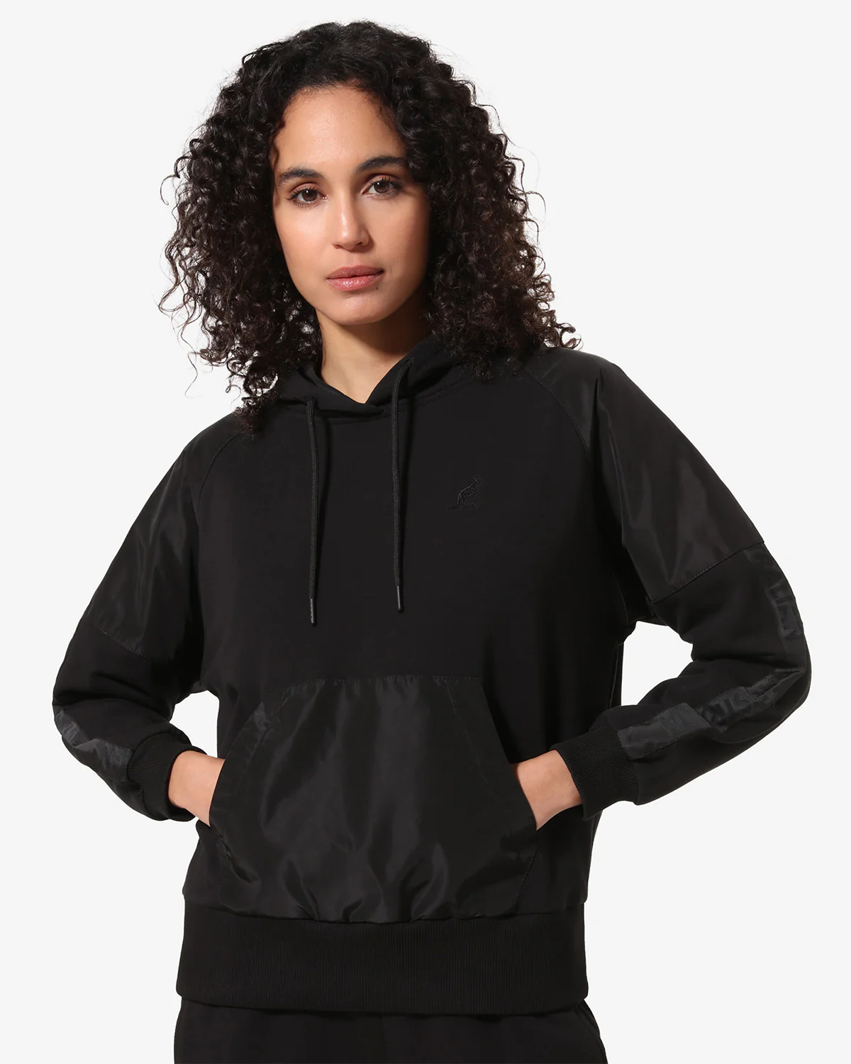 Urban Tracksuit: Australian Sportswear - Image 3